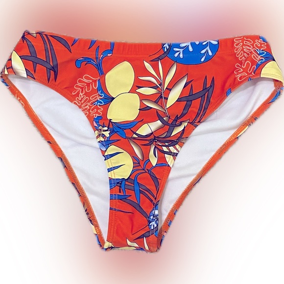 Summer bathing suit!! <<<< 🔥🔥 - Picture 3 of 3